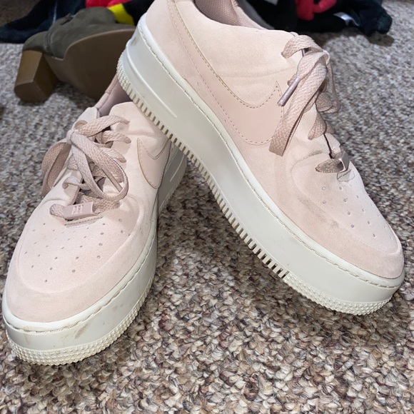 Nike Air Force 1 - Picture 5 of 5
